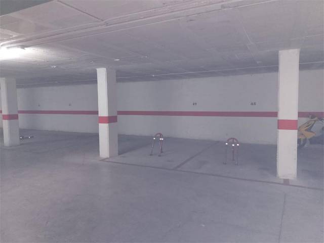 Garaje en Alquiler en Calle El Maquinista de la General, 61 en Valdespartera