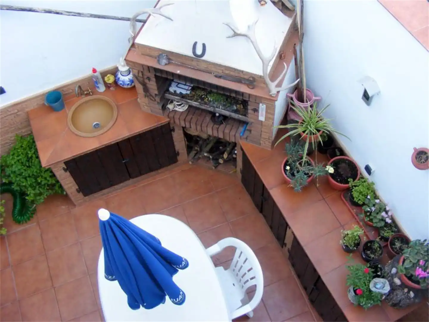Casa adosada en venda a Calle Osario, Benaoján Terrassa de Casa adosada en venda en Benaoján amb Aire condicionat, Terrassa i Moblat