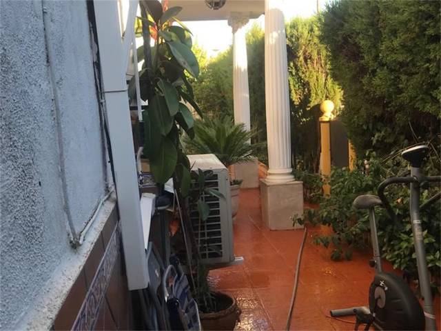 Casa adosada en venta en calle agustín de la oliva