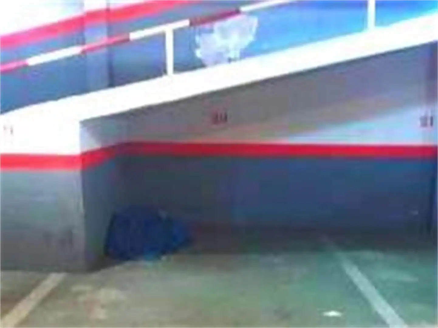 Garage zur Miete in Carrer de Colom, 1, Montcada Centre - La Ribera Parkplatz von Garage zur Miete in Montcada i Reixac