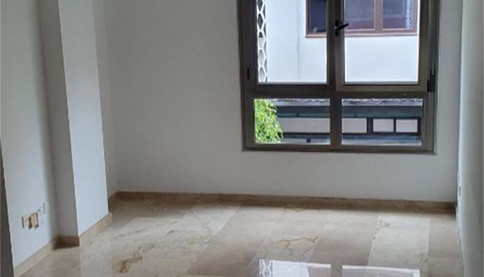 Piso en venta en Calle José Franchy Roca, Santa Catalina - Canteras, Las Palmas de Gran Canaria - imagen 1 Foto 1 de Piso en venta en Calle José Franchy Roca, Santa Catalina - Canteras, Las Palmas de Gran Canaria