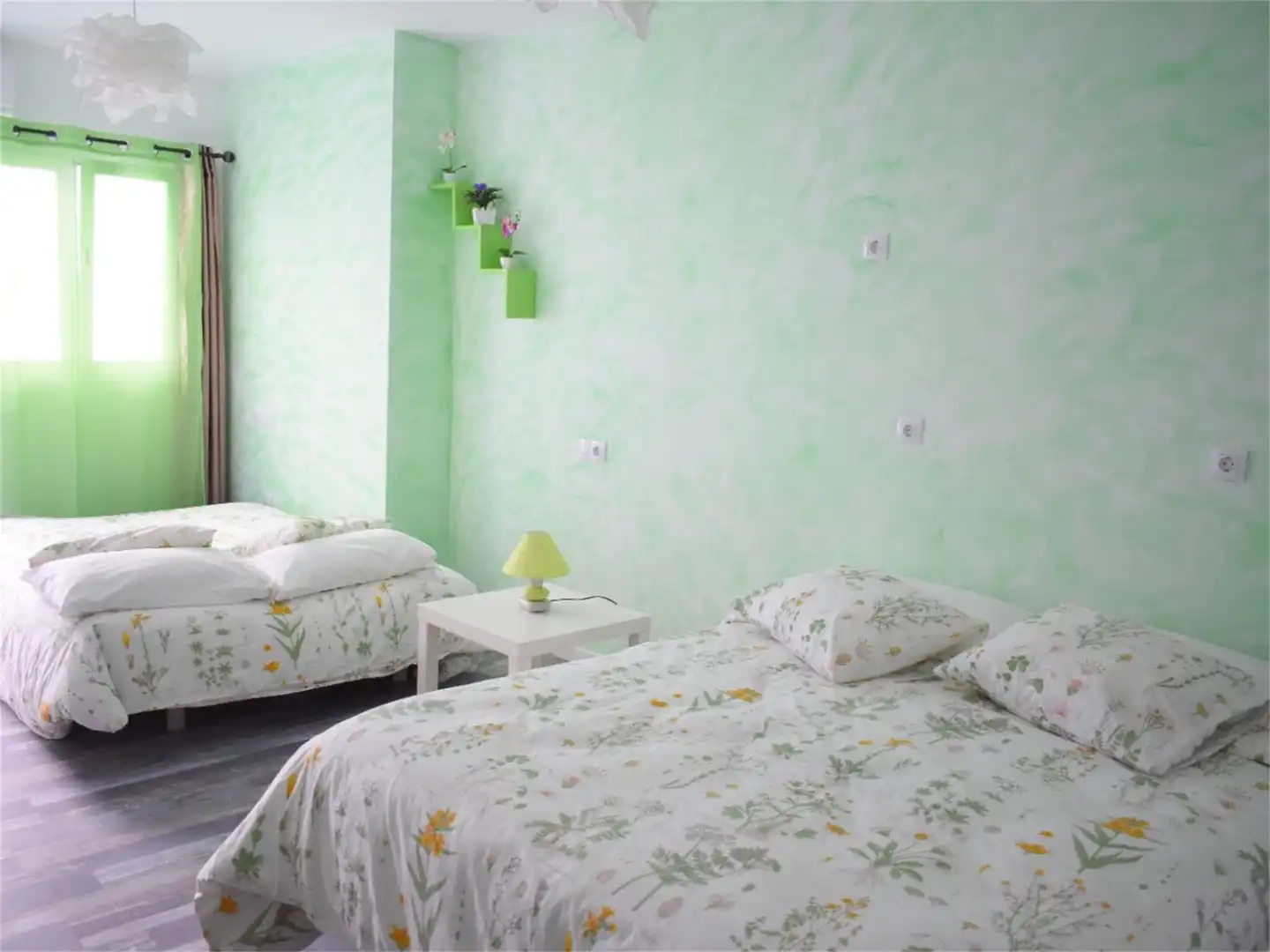 Einfamilien-Reihenhaus zum Verkauf in Calle Bizcocheros, Centro Schlafzimmer von Einfamilien-Reihenhaus zum Verkauf in Jerez de la Frontera mit Klimaanlage, Terrasse und Balkon