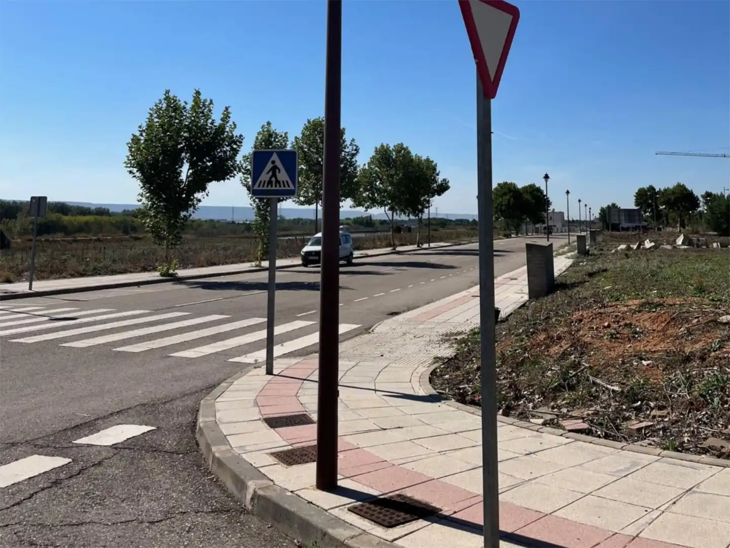 Bebaubares Gelände zum Verkauf in Calle Jadraque, Cabanillas del Campo Außenansicht von Bebaubares Gelände zum Verkauf in Cabanillas del Campo