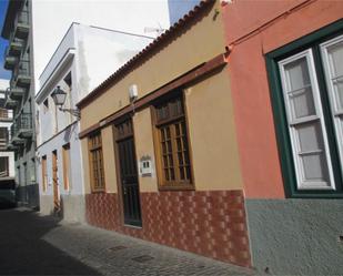 Vista exterior de Casa adosada en venda en Icod de los Vinos