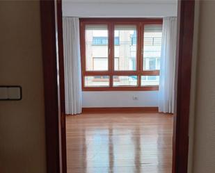 Bedroom of Flat for sale in Basauri   with Balcony