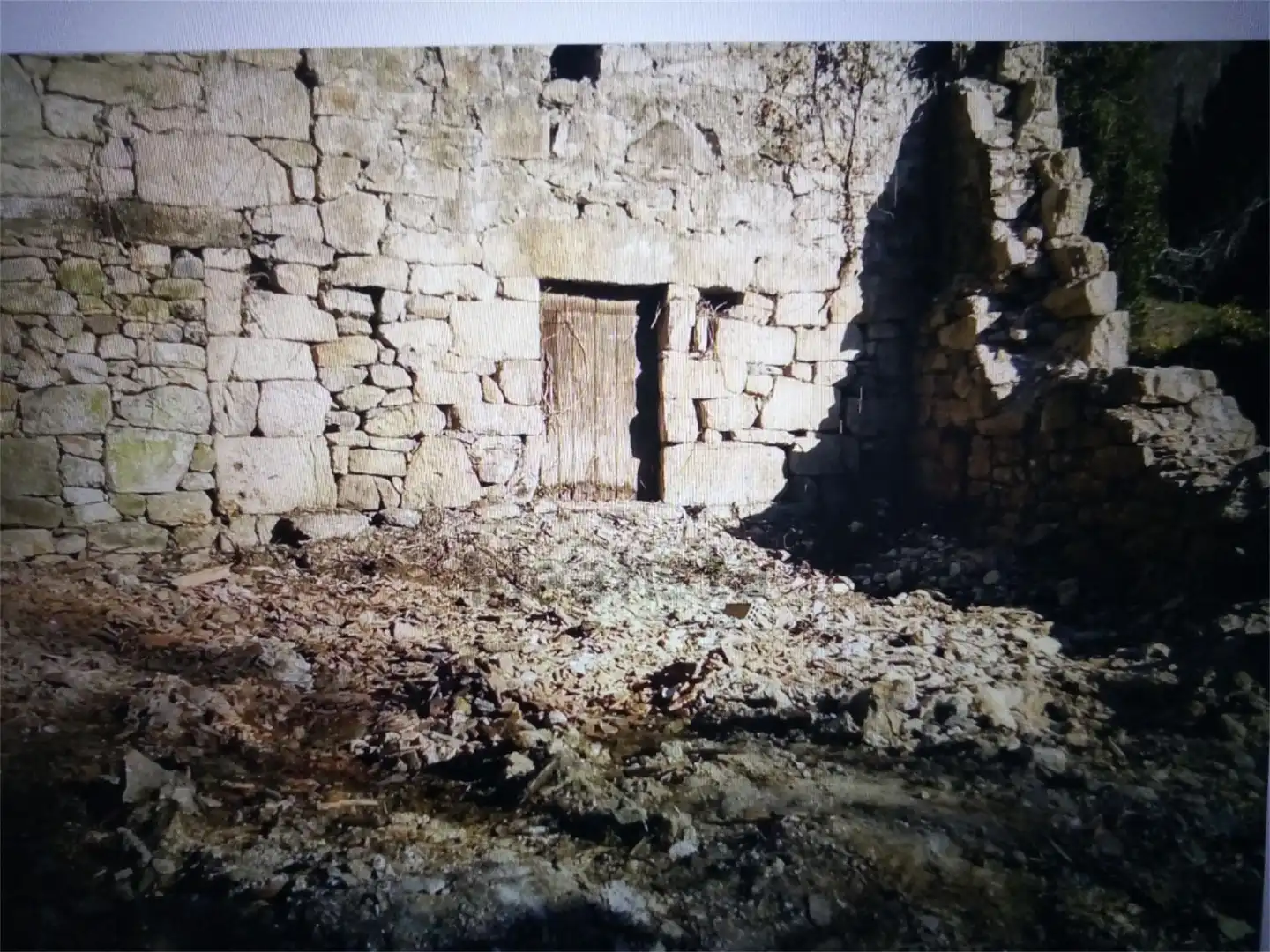Land for sale in Maceda