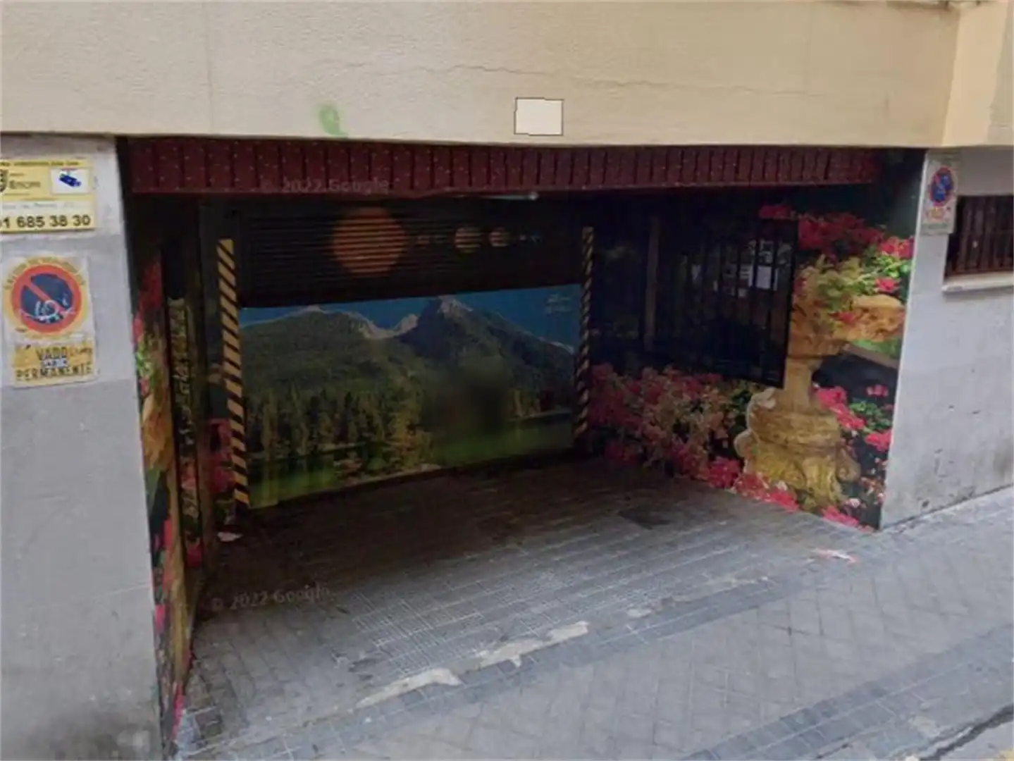 Garaje en venta en Calle de San Bernardo, 83, Jerónimos Parking de Garaje en venta en Madrid
