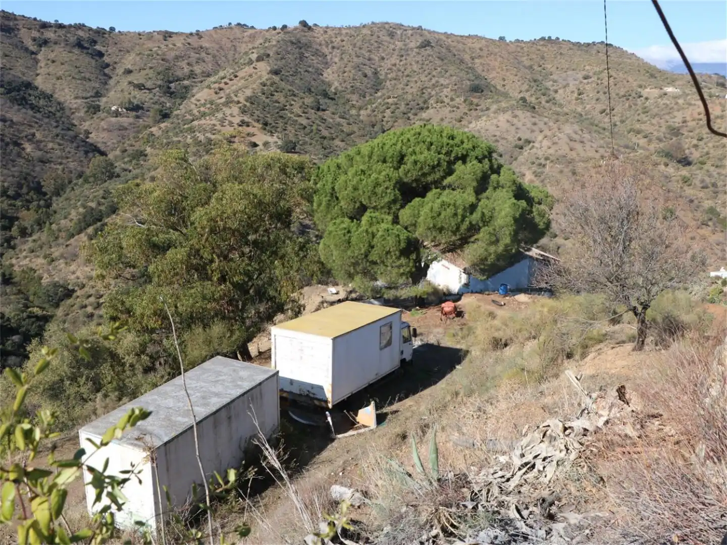 Finca rústica en venta en Carretera de Comares, Olías Vista exterior de Finca rústica en venta en Málaga con Aire acondicionado, Jardín privado y Terraza