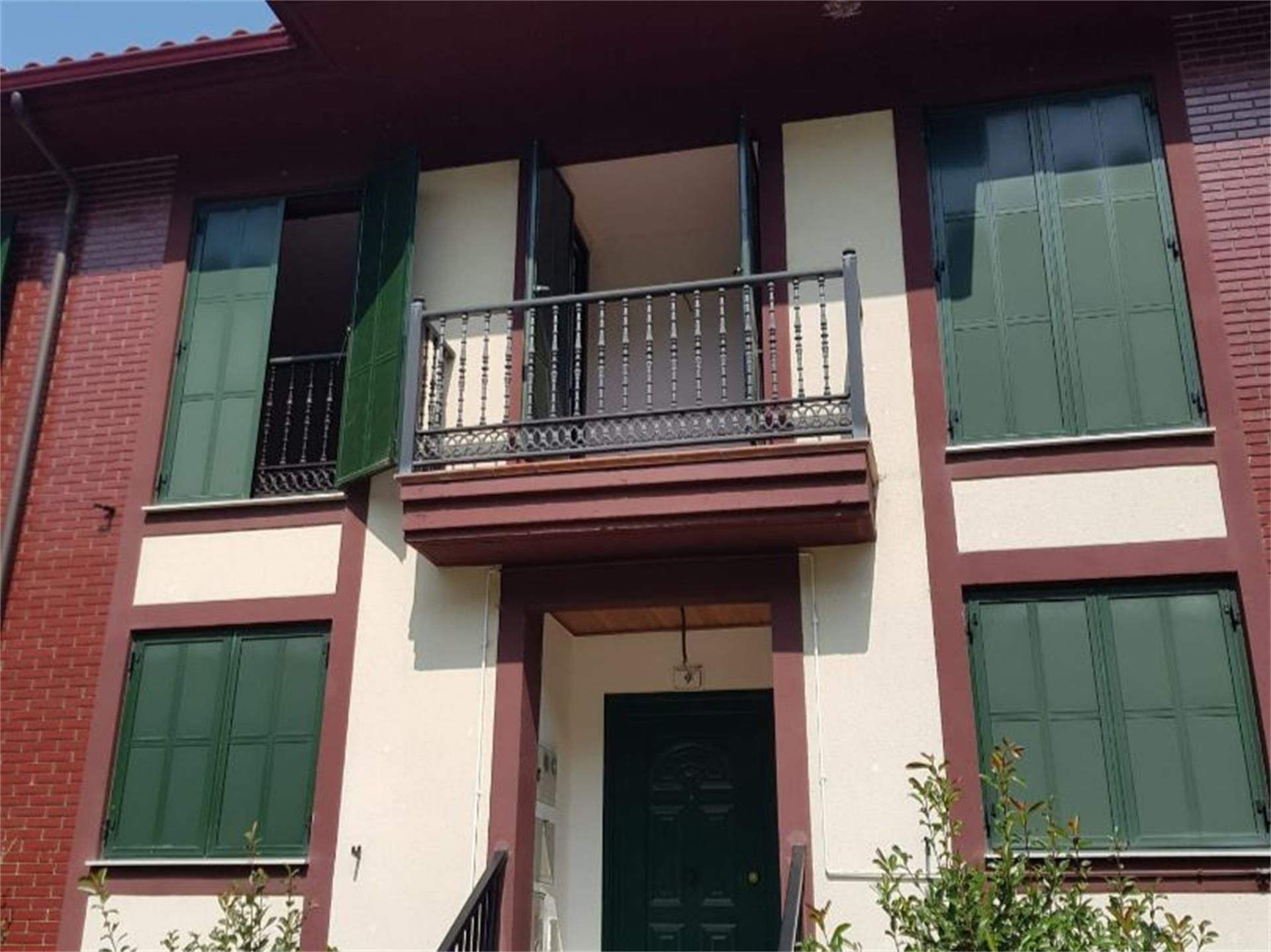 Exterior view of Single-family semi-detached for sale in Aramaio  with Terrace and Balcony