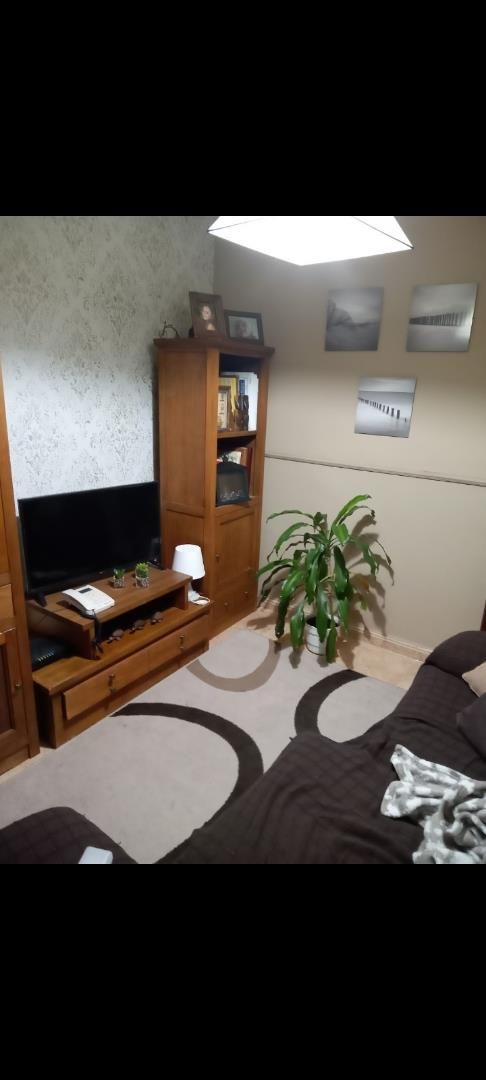 Sala d'estar de Pis en venda en La Línea de la Concepción amb Aire condicionat, Moblat i Forn