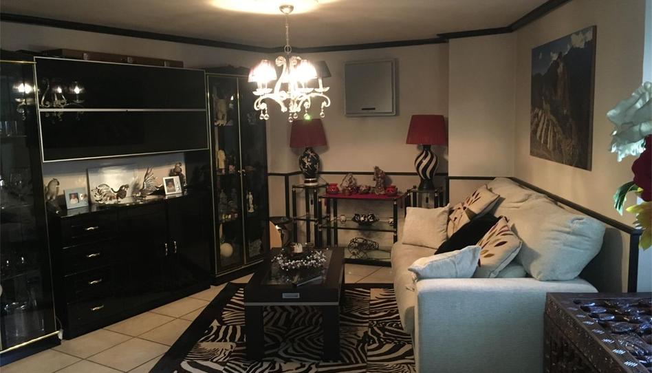 Casa adosada en venta en Calexón San Lázaro, Verín, Ourense - imagen 1 Foto 1 de Casa adosada en venta en Calexón San Lázaro, Verín, Ourense