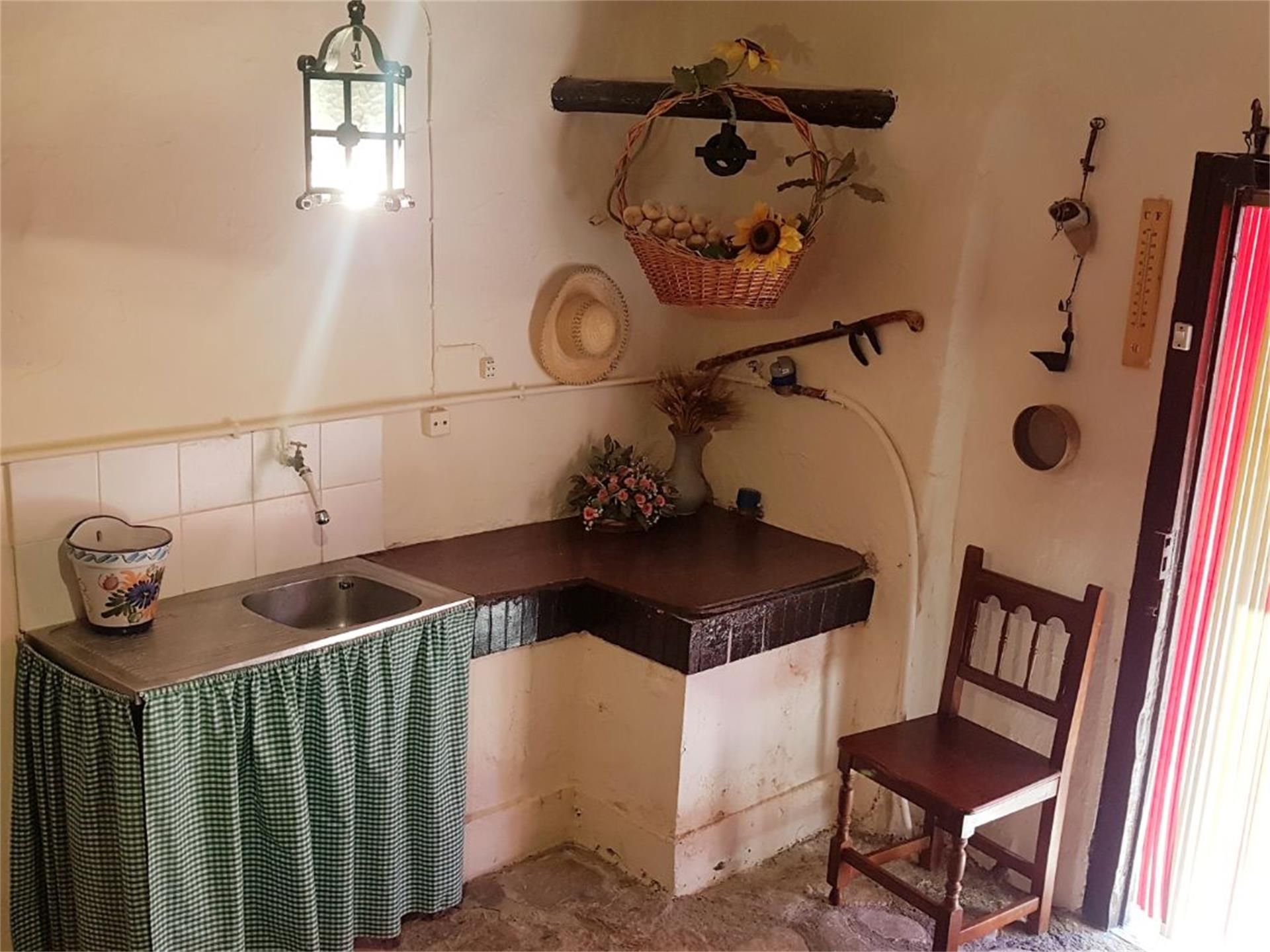 Country house for sale in Calle San Antón, Lagata