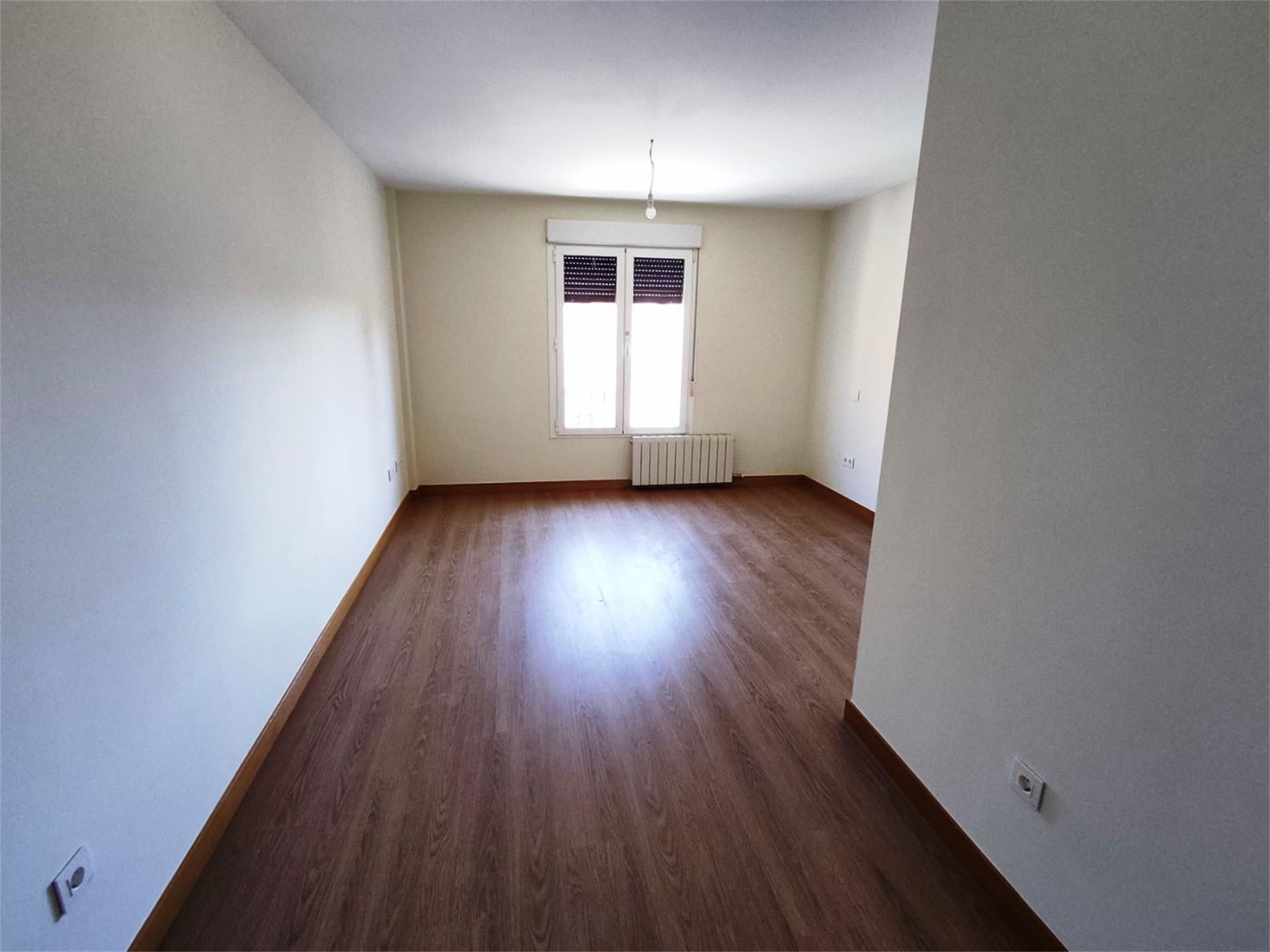 Single-family semi-detached for sale in Calle de Pozancos, 7, Lerma Living room of Single-family semi-detached for sale in Lerma with Heating, Parquet flooring and Storage room