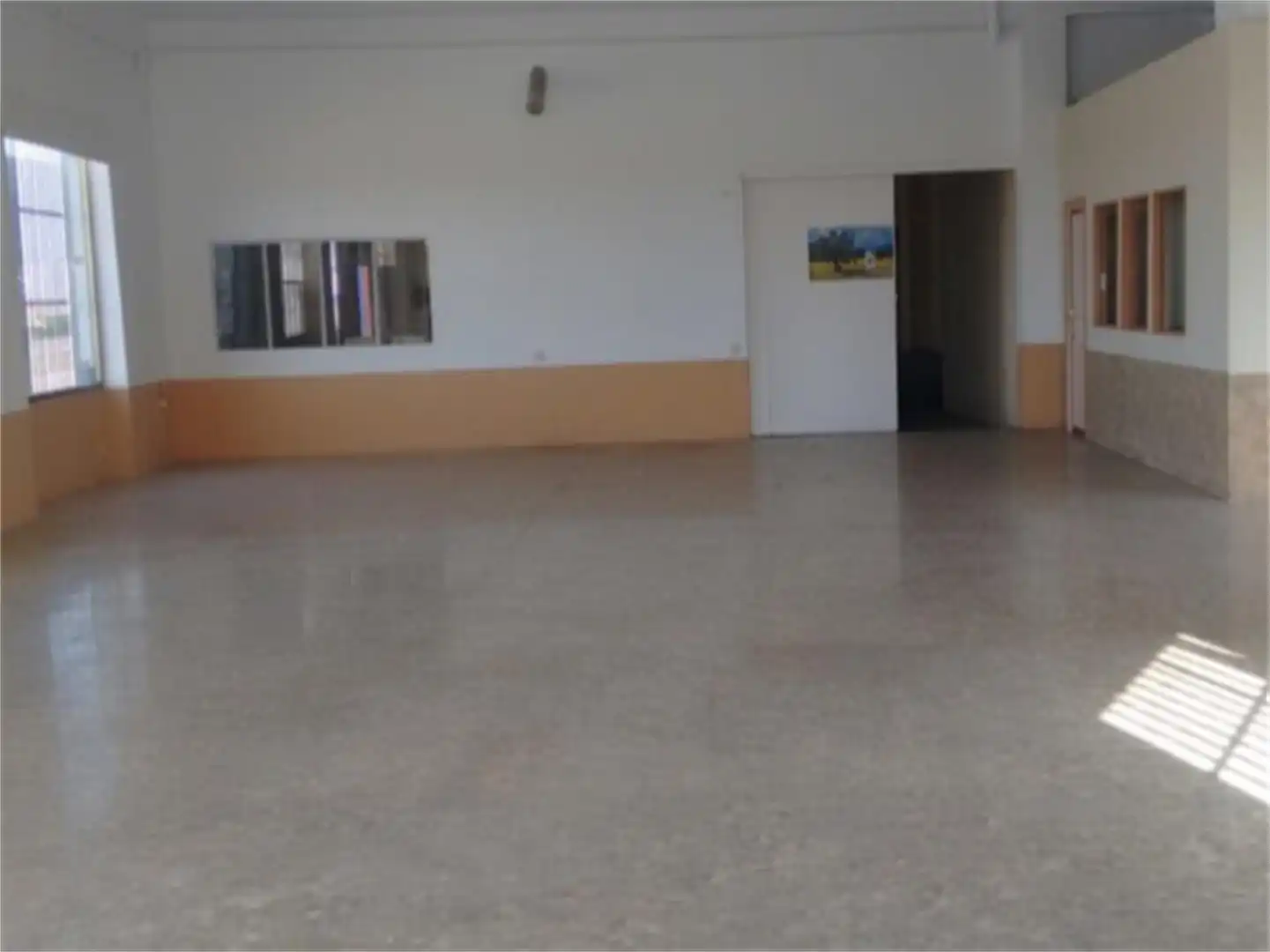 Casa o xalet en venda a Calle General Borrero, Las Pedroñeras Casa o xalet en venda en Las Pedroñeras amb Aire condicionat, Terrassa i Balcó