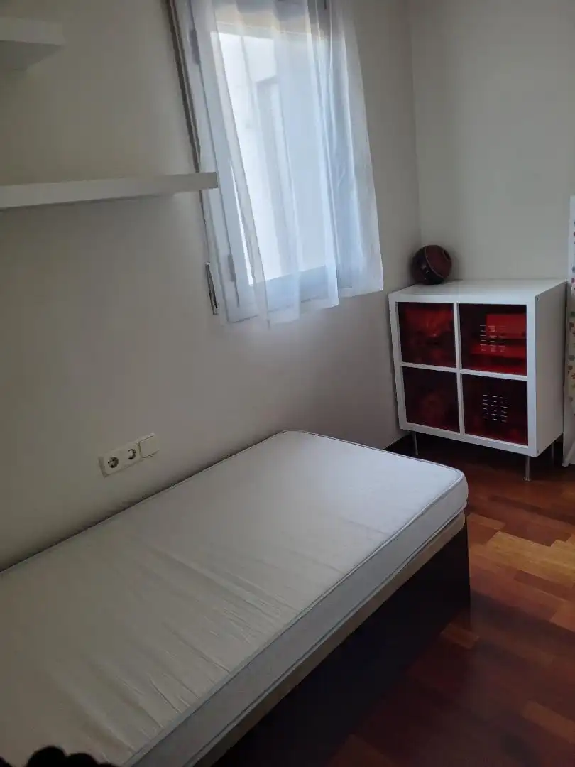 Room in Plaça del Vapor Ventalló, Barri del Centre
