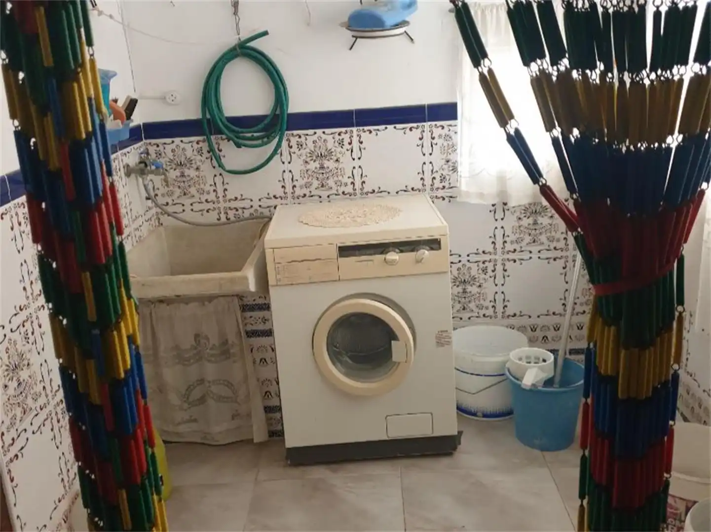 Casa adosada en venta en Avenida Antonio Machado, 131, Peal de Becerro Baño de Casa adosada en venta en Peal de Becerro con Jardín privado, Terraza y Trastero