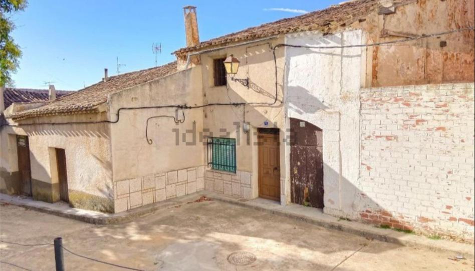 Foto 1 de Casa adosada en venda a Plaza Vieja, 14, Campillo de Altobuey, Cuenca