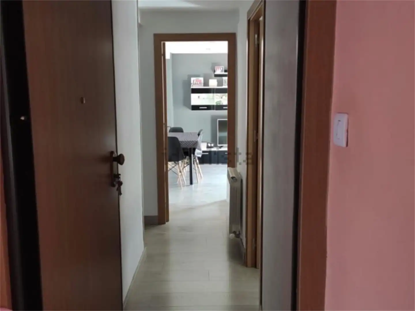 Piso en venta en La Pola de Gordón  con Calefacción, Parquet y Terraza
