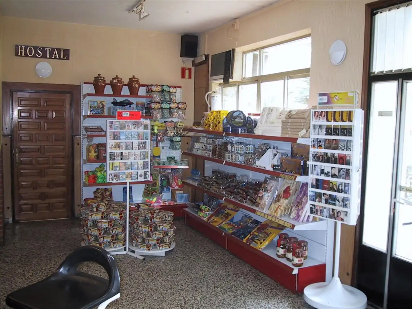 Local en venda a Carretera N-II, 47, Alcolea del Pinar Local en venda en Alcolea del Pinar amb Aire condicionat, Calefacció i Moblat