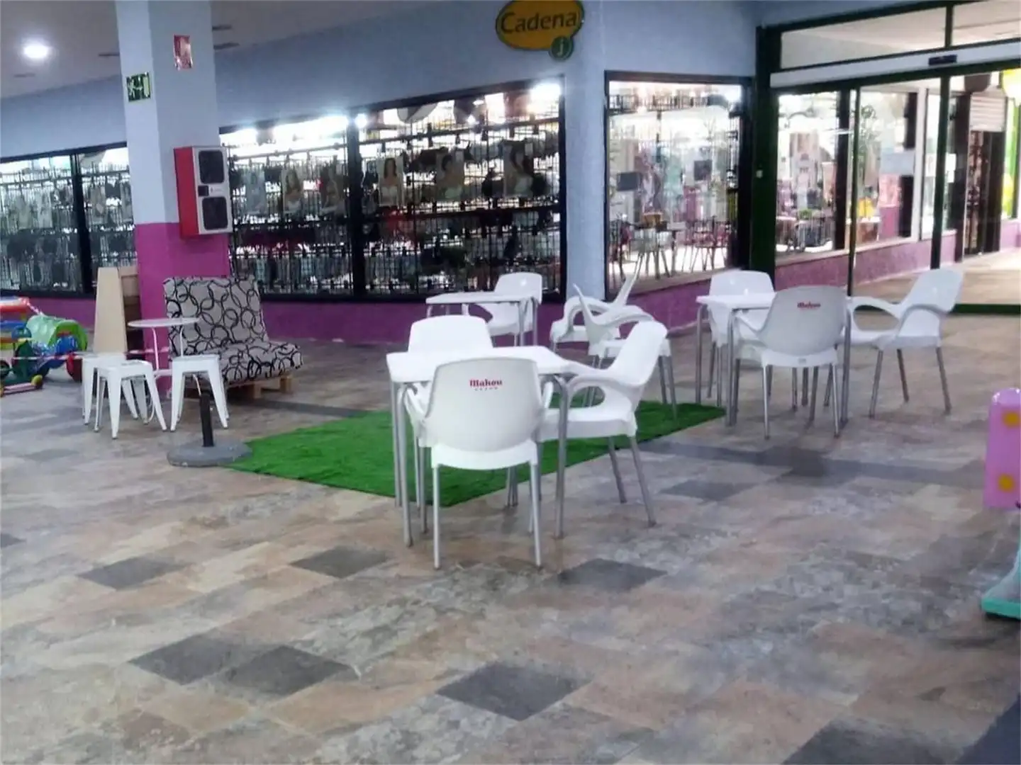 Local en venta en Calle Pablo Casals, 27, Fuentebella -San Felix - El Leguario Local en venta en Calle Pablo Casals, 27, Fuentebella -San Felix - El Leguario