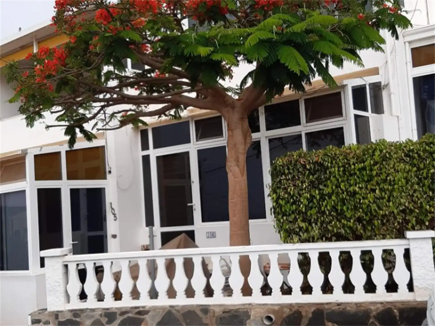 Vista exterior de Apartament en venda en Mogán amb Jardí privat, Terrassa i Piscina