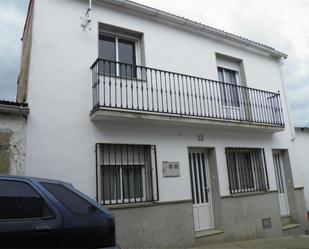 Exterior view of Single-family semi-detached for sale in Valdefuentes  with Furnished and Balcony