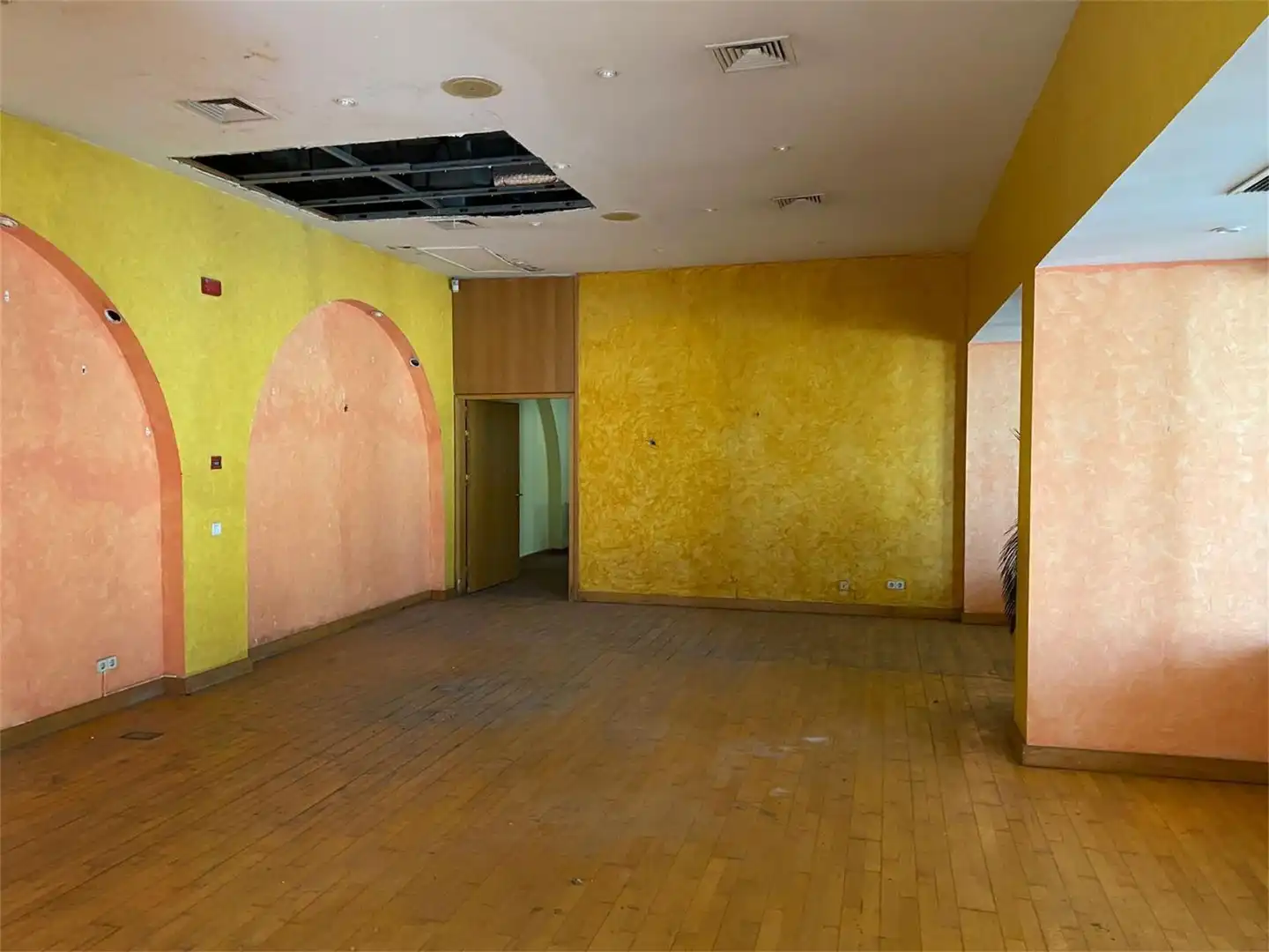 Oficina en venta en Calle de los Sargentos, San Roque Pueblo Oficina en venta en San Roque