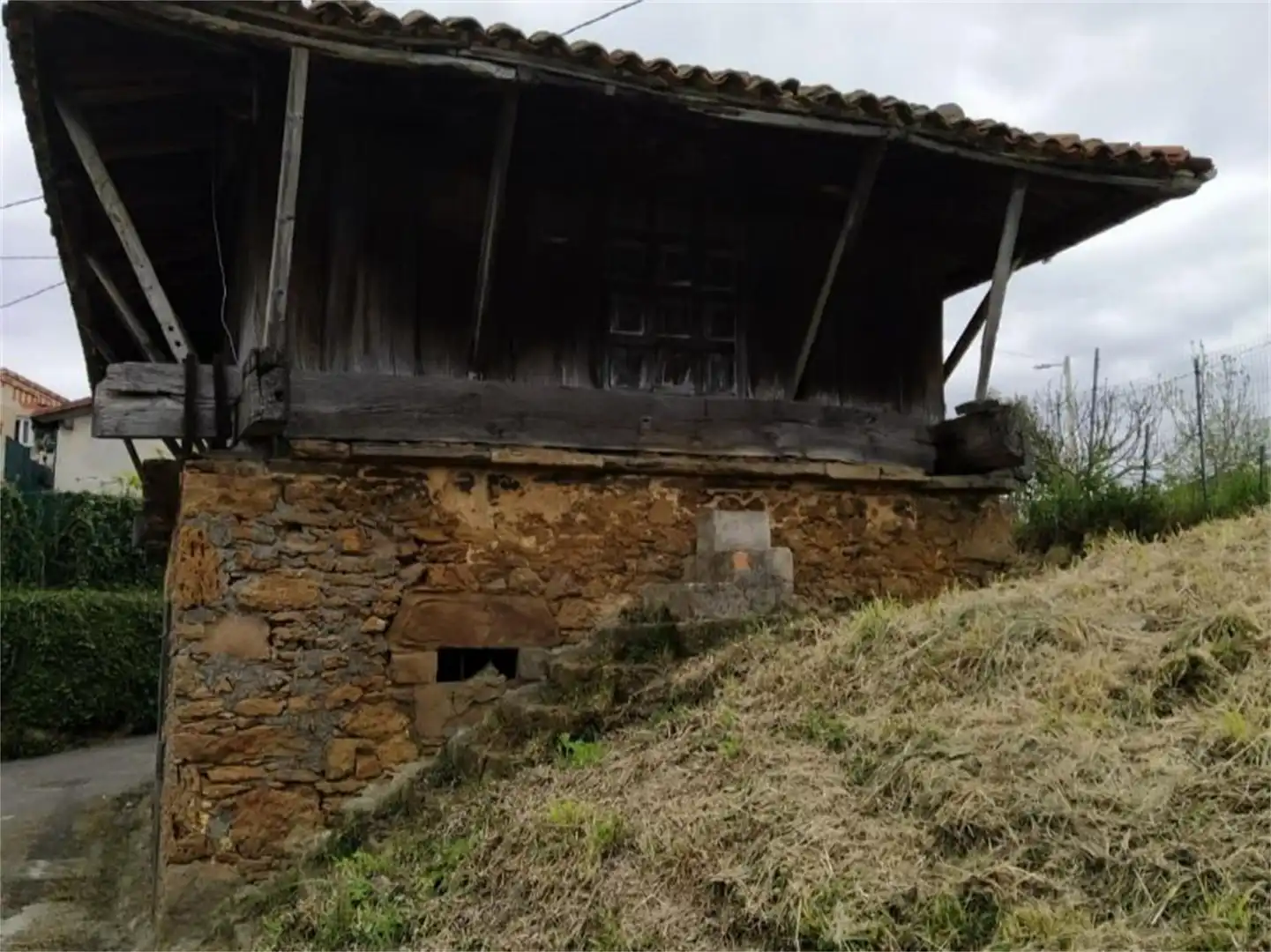 Vista exterior de Piso en venta en Siero