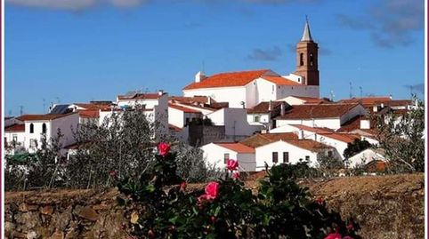 Foto 4 de Planta baja de alquiler en Calle González Bravo, 1, Encinasola, Huelva