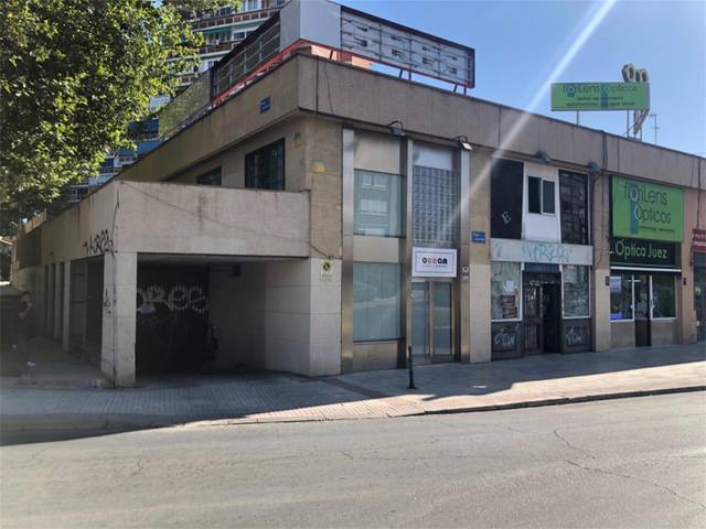 Garaje en Venta en Avenida de los Estados en Centro