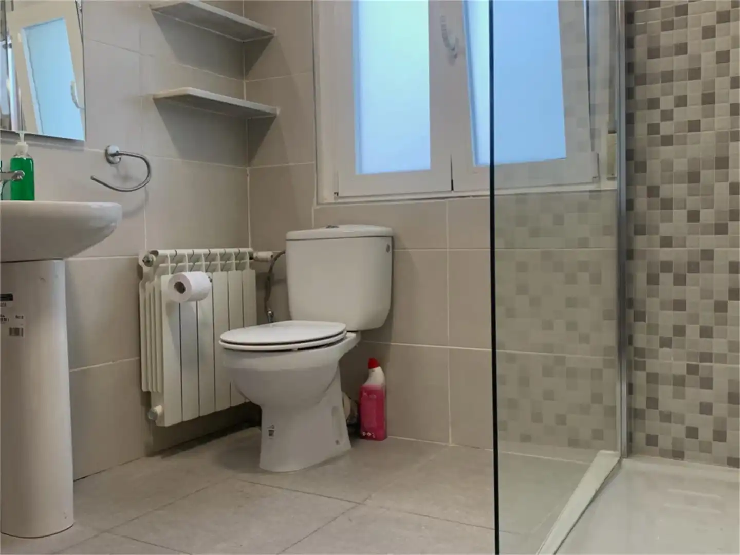 Piso de alquiler en Avenida de Fernández Ladreda, 49, La Lastra Baño de Piso de alquiler en León Capital con Calefacción, Parquet y Terraza