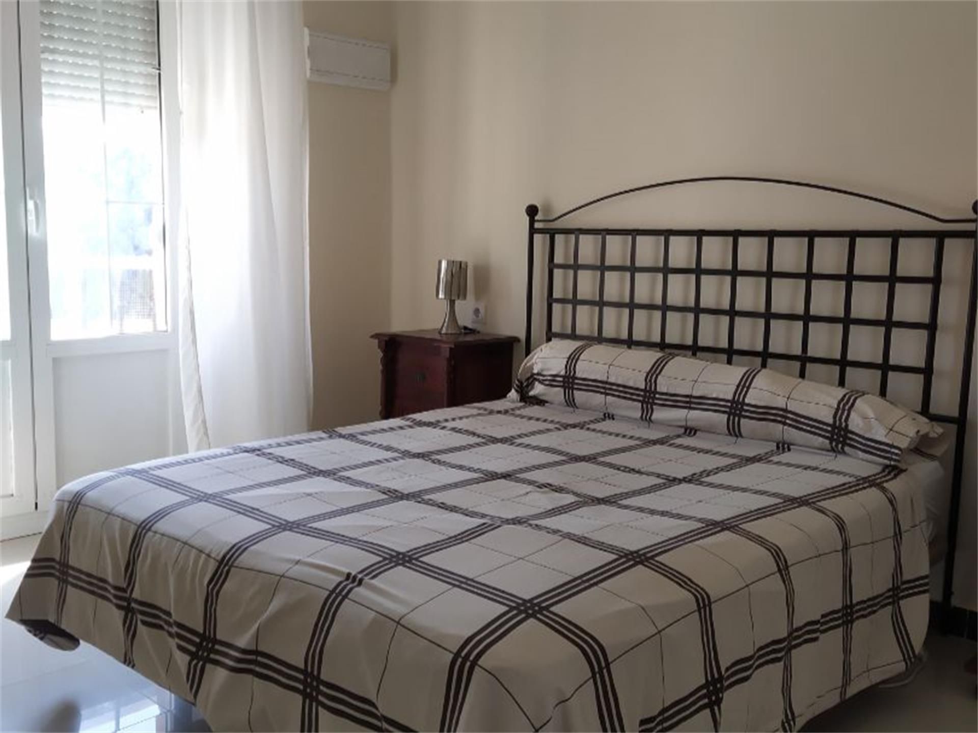 Piso en venta en Calle República El Salvador, 4, Alameda - Mentidero - Teatro Falla Habitación de Piso en venta en  Cádiz Capital con Amueblado y Balcón