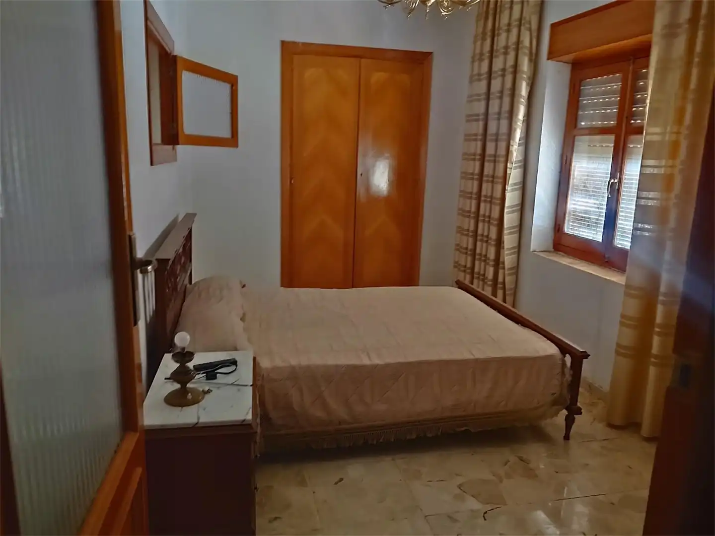 Habitación de Casa adosada en venta en Villagarcía del Llano con Amueblado y Balcón