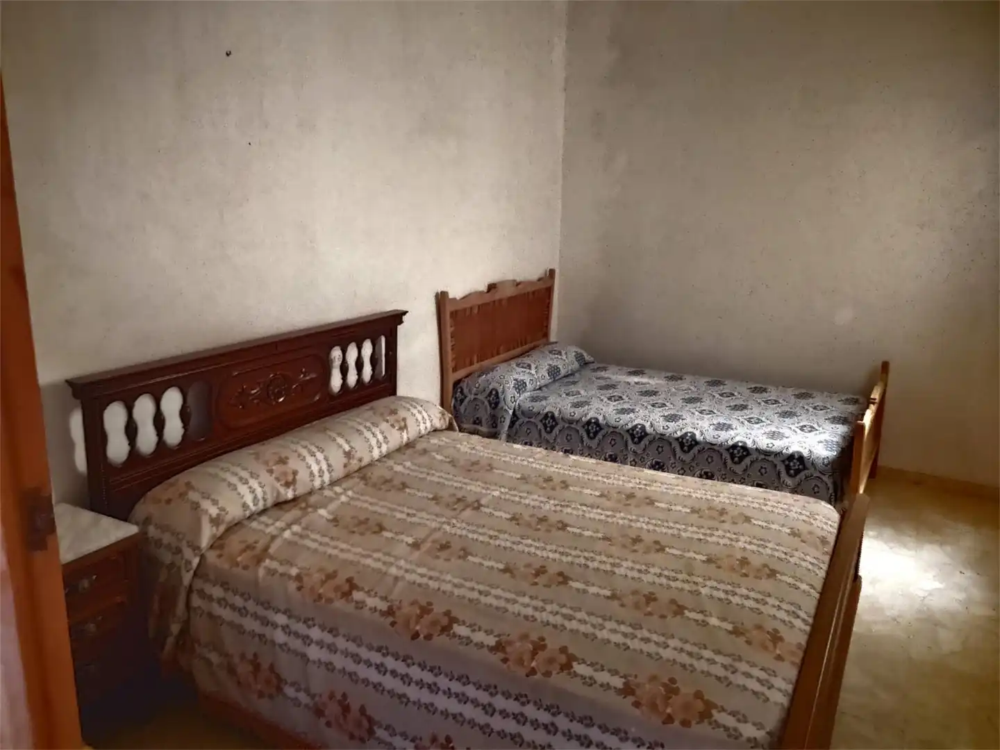 Habitación de Casa adosada en venta en Villagarcía del Llano con Amueblado y Balcón