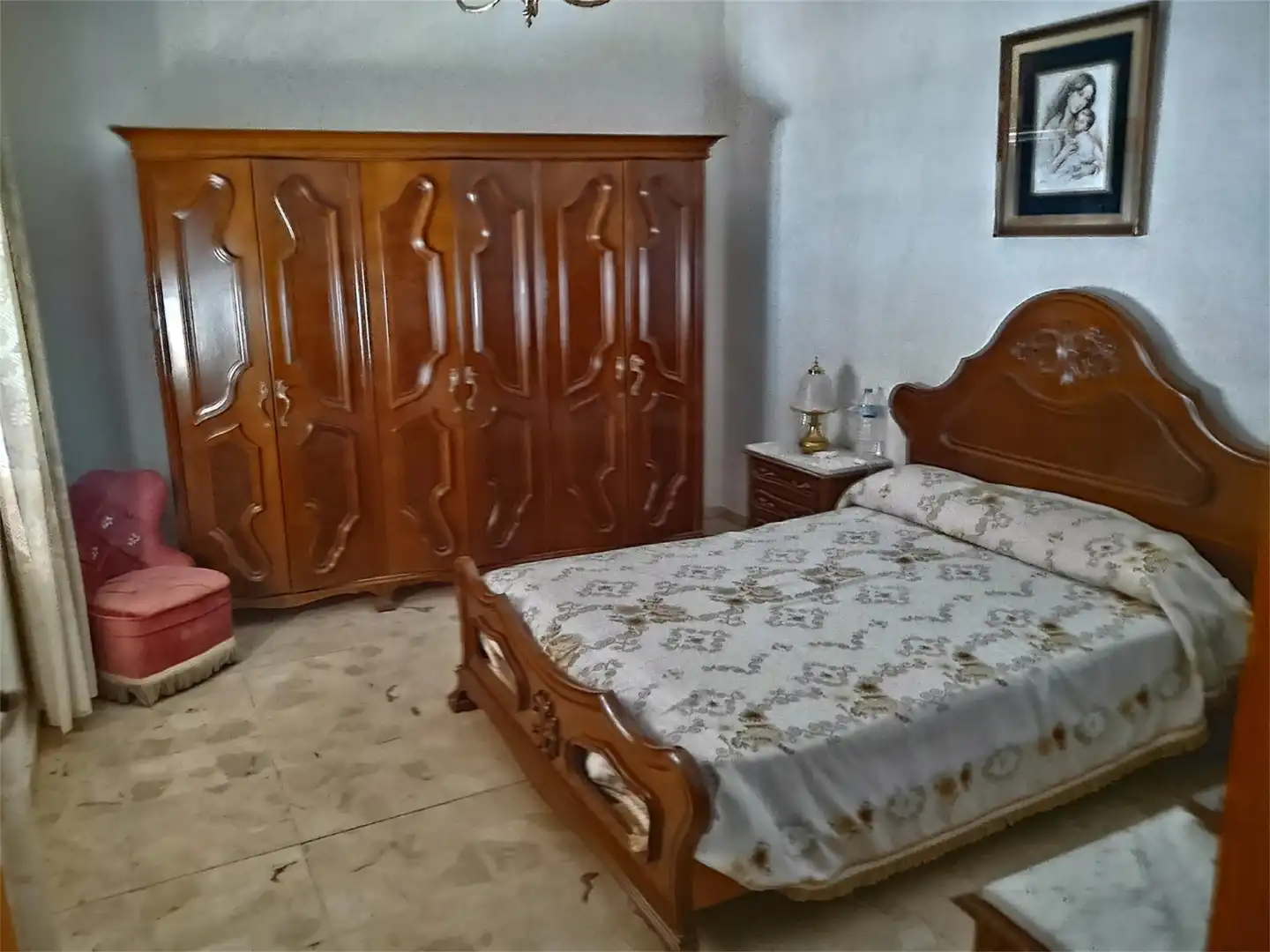Habitación de Casa adosada en venta en Villagarcía del Llano con Amueblado y Balcón