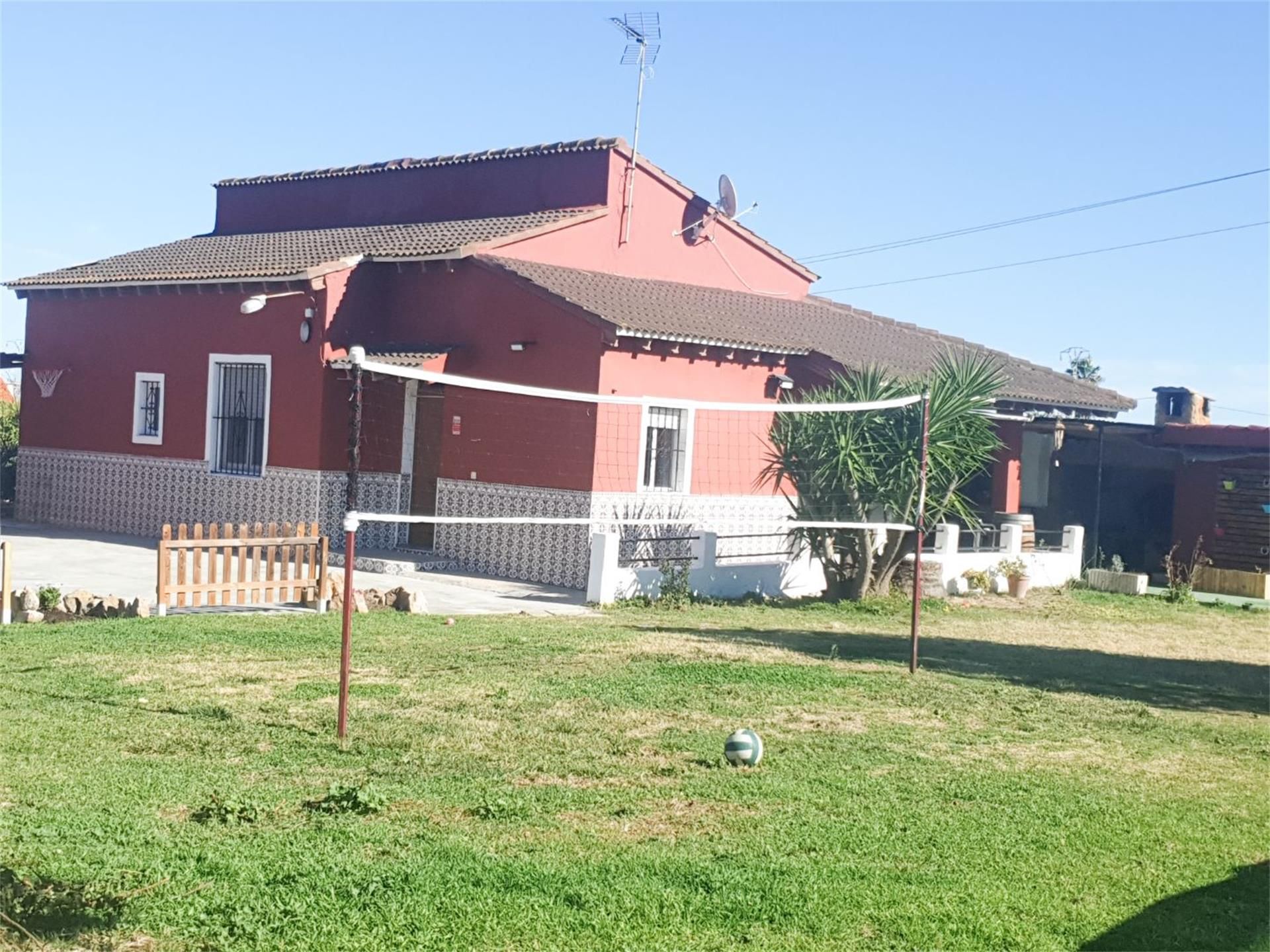 Vista exterior de Casa o xalet en venda en Gandia amb Terrassa i Piscina