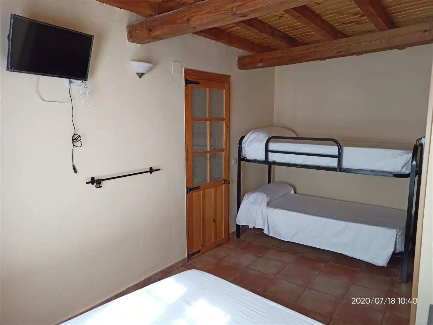 Casa adosada en venta en Calle Mayor, 10, Bohoyo Habitación de Casa adosada en venta en Bohoyo con Calefacción, Trastero y Amueblado