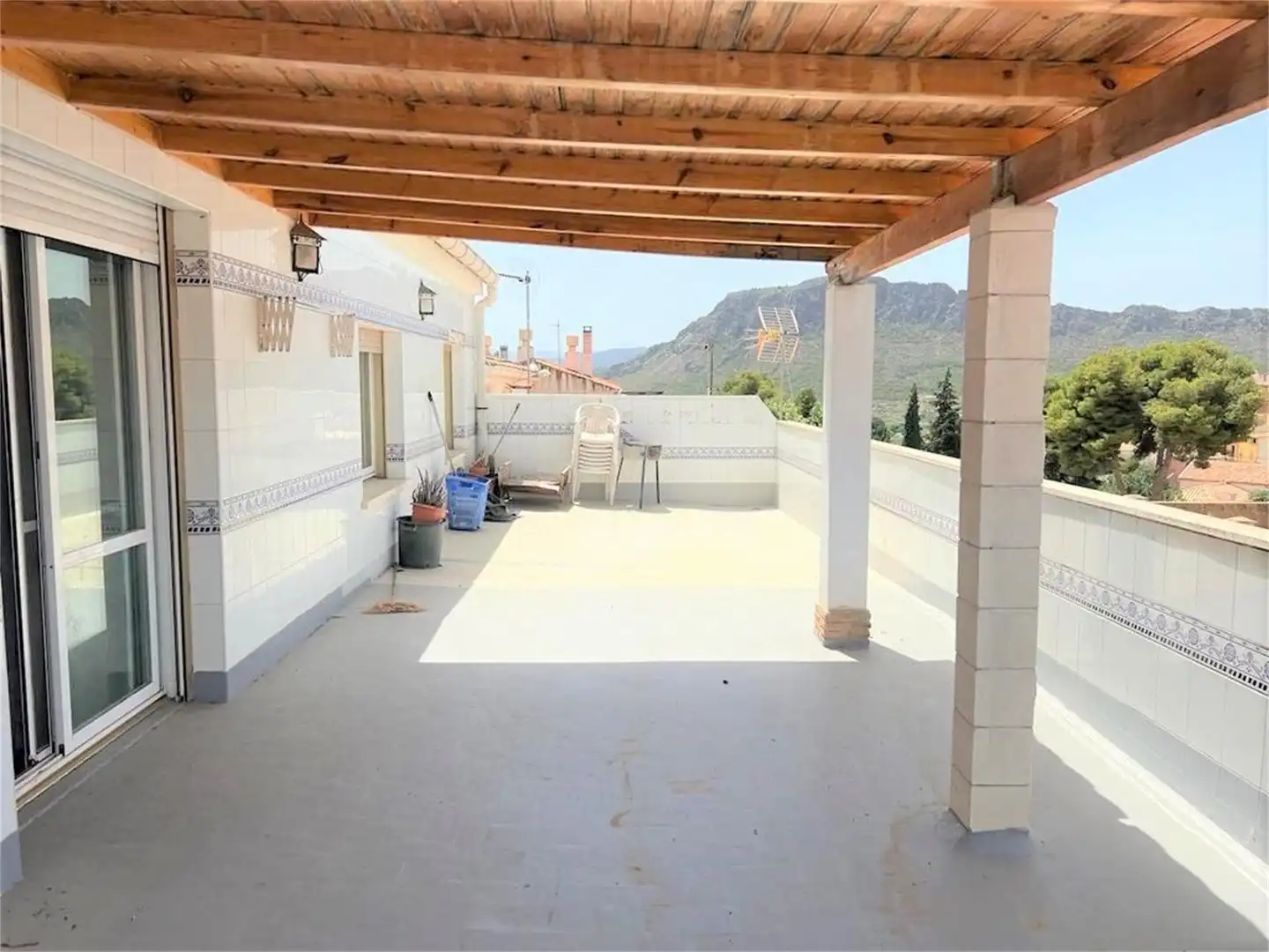 Ático en venta en Calle Gran Vía, 10, Elche de la Sierra Terraza de Ático en venta en Elche de la Sierra con Aire acondicionado y Terraza