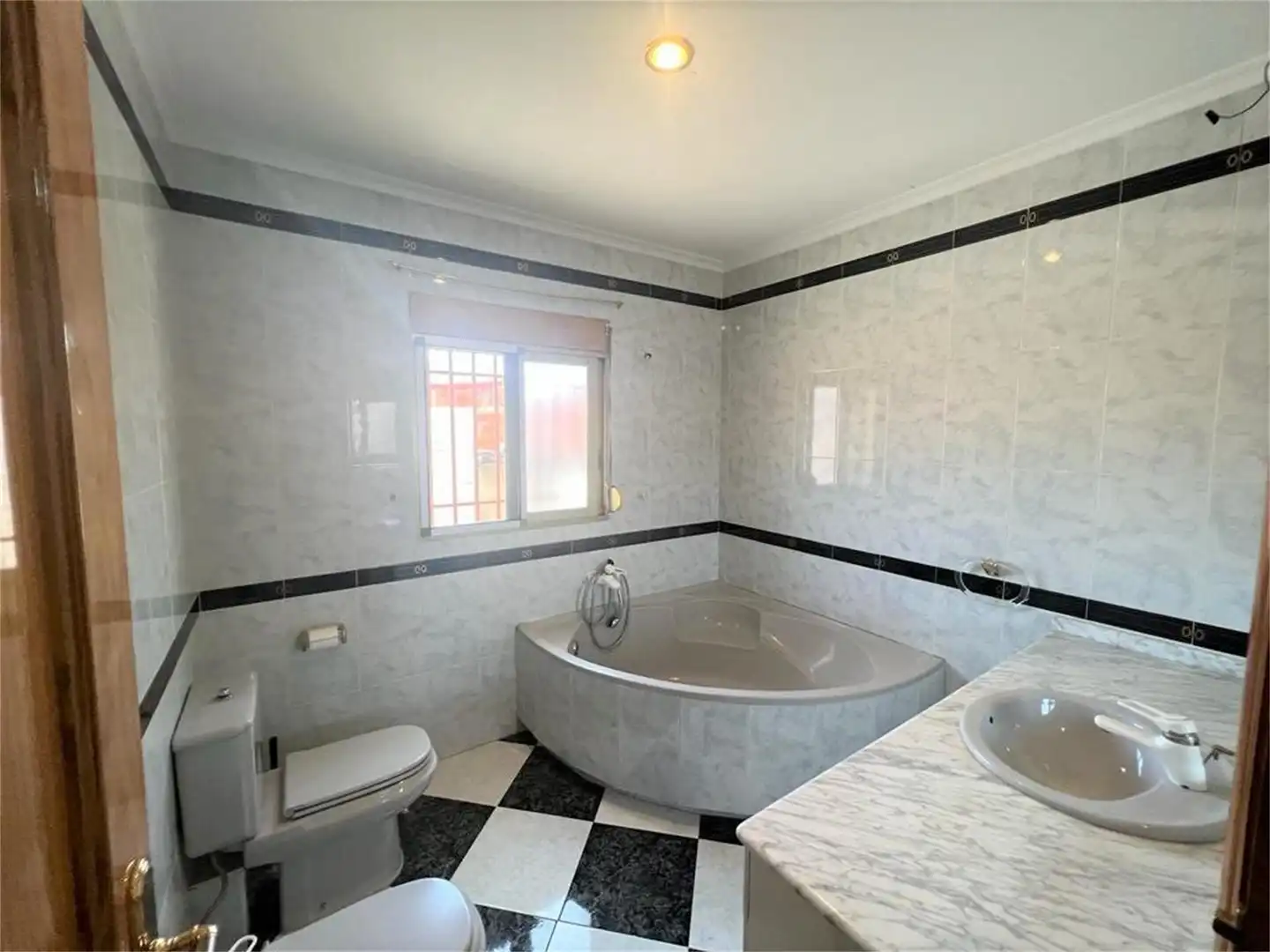 Ático en venta en Calle Gran Vía, 10, Elche de la Sierra Baño de Ático en venta en Elche de la Sierra con Aire acondicionado y Terraza