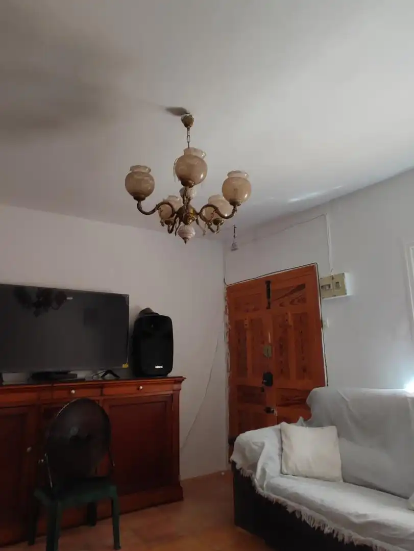 Casa adosada en venta en Calle Megías, 22, Loja