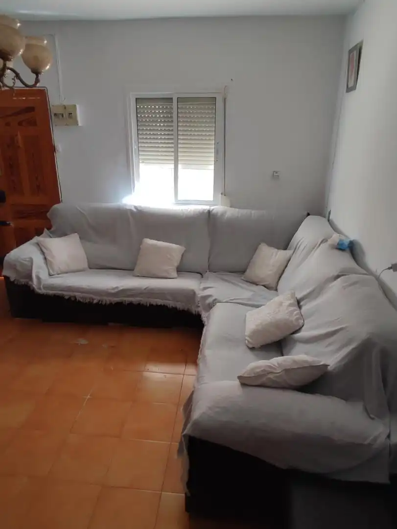 Casa adosada en venta en Calle Megías, 22, Loja