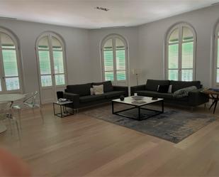 Living room of Flat for sale in Ourense Capital   with Air Conditioner, Heating and Parquet flooring