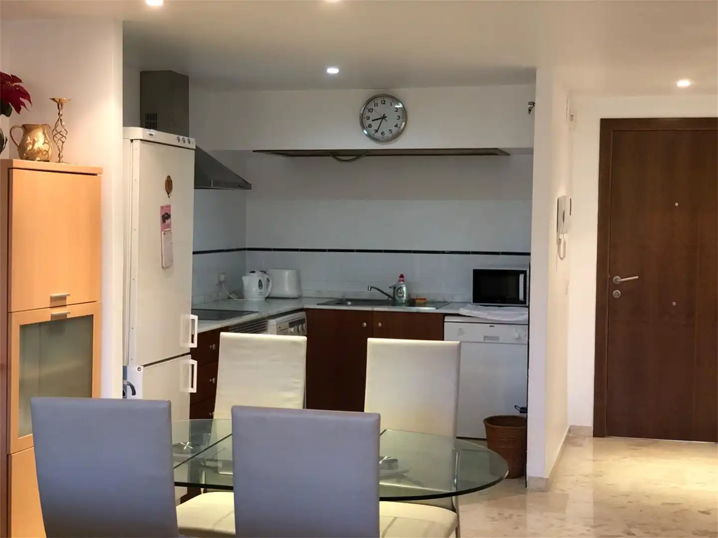 Flat for sale in Residencial La Entrada, Punta Prima Kitchen of Flat for sale in Torrevieja with Air Conditioner, Heating and Private garden
