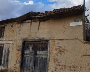 Außenansicht von Einfamilien-Reihenhaus zum verkauf in Granucillo