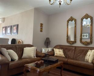 Living room of Flat for sale in Arroyo de la Luz  with Air Conditioner, Parquet flooring and Terrace