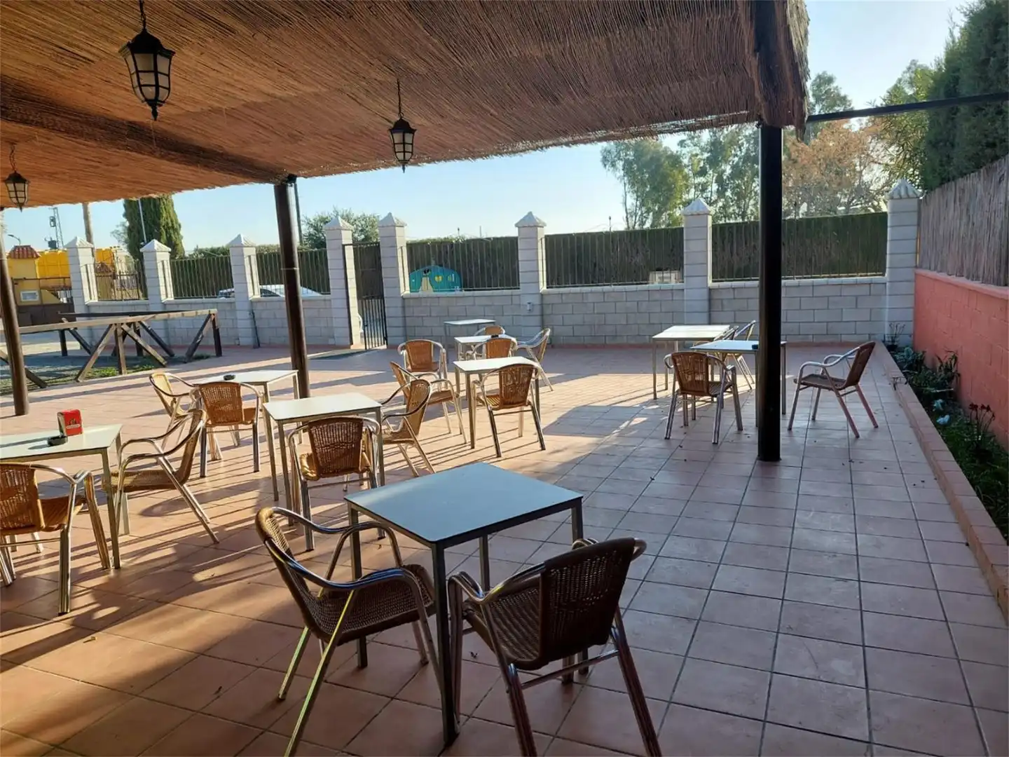 Finca rústica en venda a Avenida de Sevilla, Los Palacios y Villafranca Terrassa de Finca rústica en venda en Los Palacios y Villafranca amb Aire condicionat, Calefacció i Jardí privat