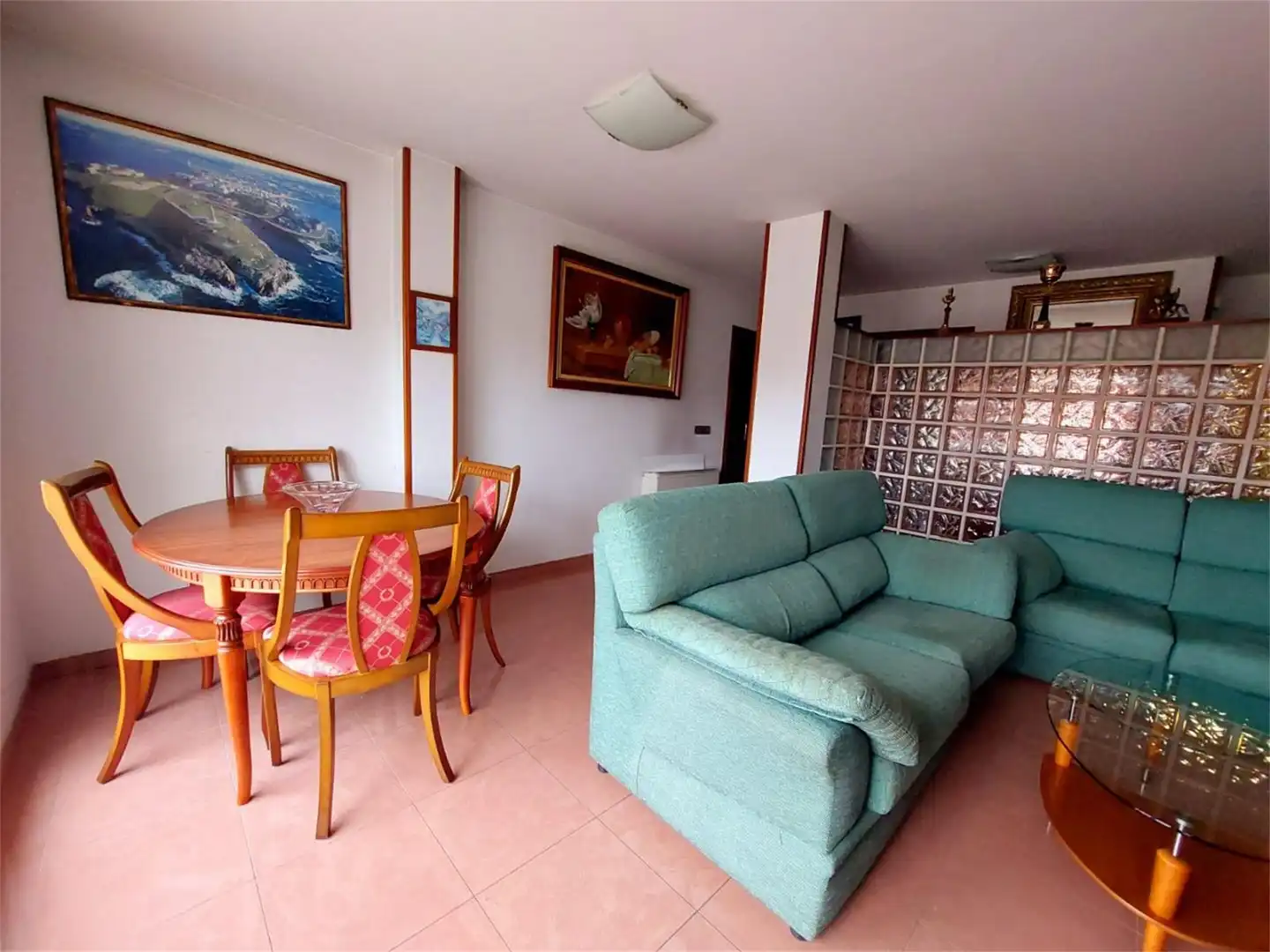 Living room of Attic for sale in Vilagarcía de Arousa  with Air Conditioner and Terrace