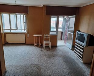 Sala d'estar de Pis en venda en Ponferrada amb Aire condicionat, Calefacció i Terrassa