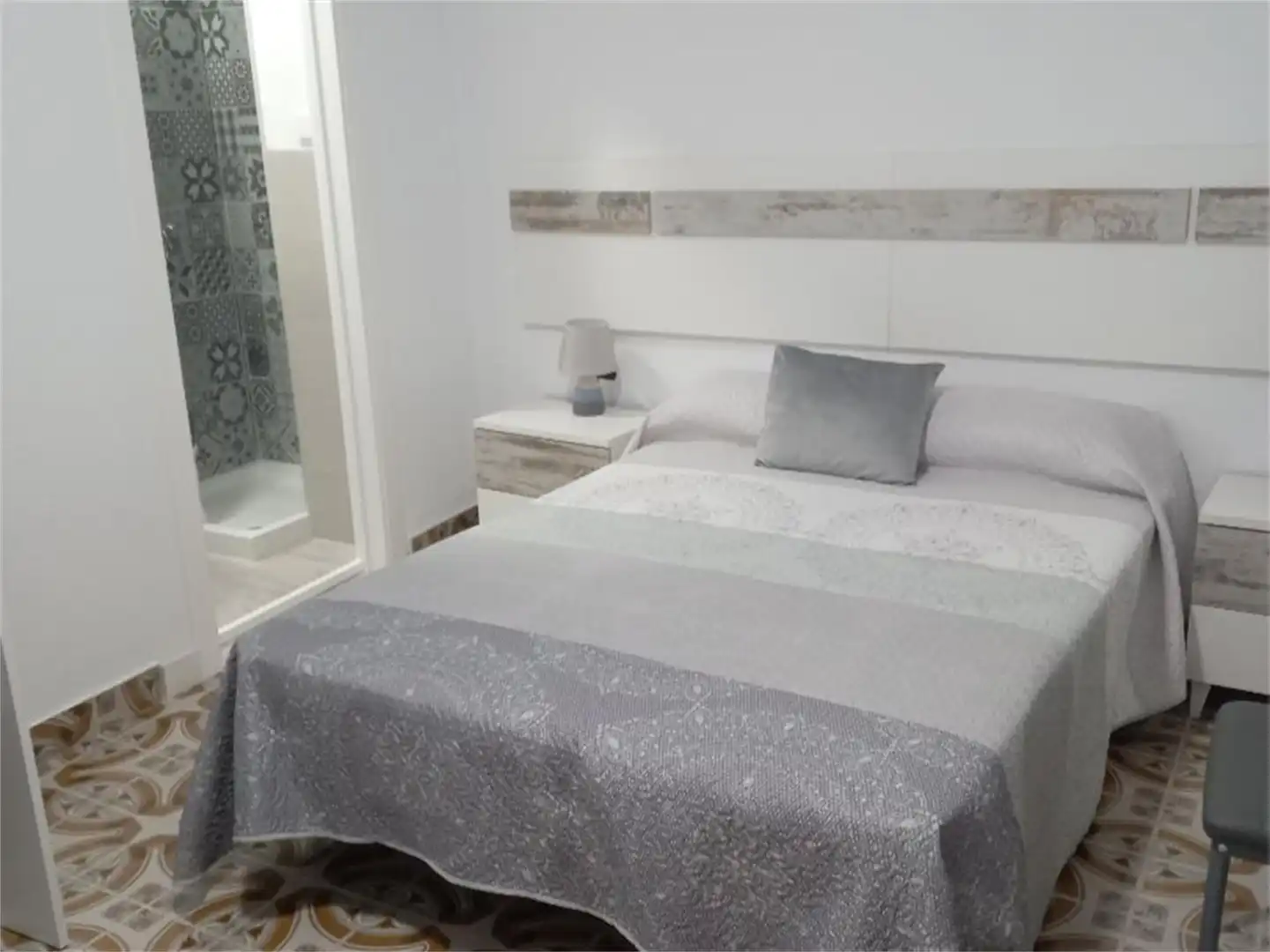 Piso de alquiler en Plaza Cruz Rueda, San Felipe - El Almendral - La Merced Habitación de Piso de alquiler en Jaén Capital