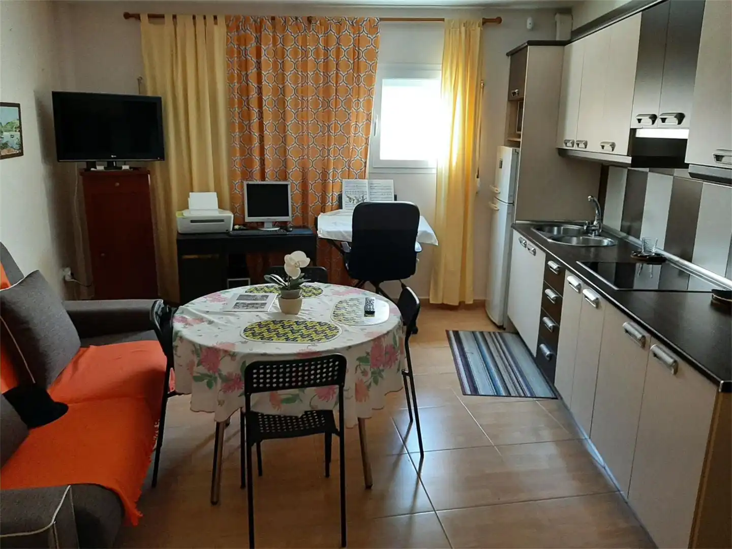 Habitación en Avenida Enrique Mederos, Los Llanos de Aridane Cocina de Piso para compartir en Los Llanos de Aridane con Trastero y Amueblado